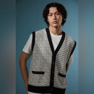 Urban Outfitters Black and White Patterned Vest
